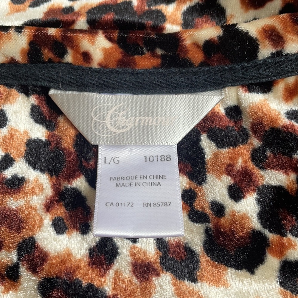 Leopard Print Pajamas Super Soft Size Large - Picture 4 of 6